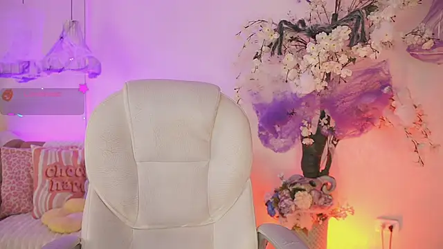 DalahiaRush online show from 10-30-25, 07:03