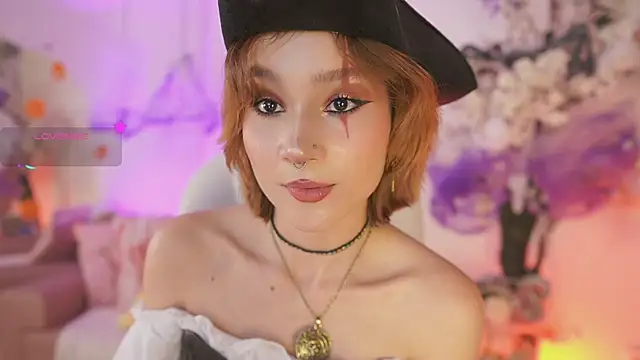 DalahiaRush online show from 10-31-25, 06:53