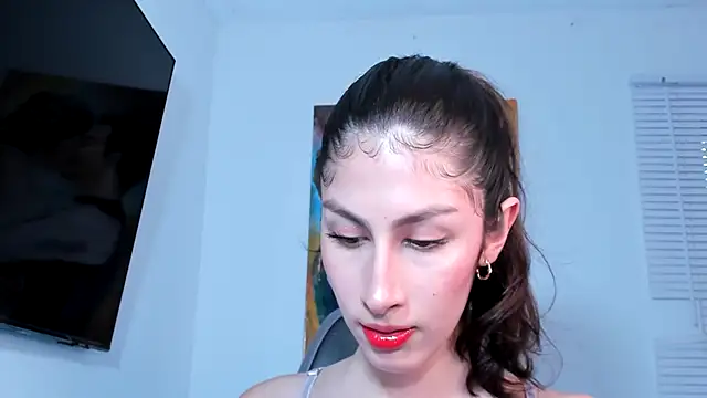 valeria gonzales  online show from 12-06-24, 09:35