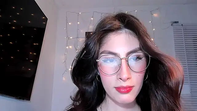 valeria gonzales  online show from 01-11-25, 02:09