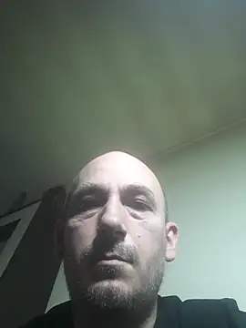 Snapshot of Johan___Barker chatting on 02-06-26, 03:26 Johan Barker online show from 02-06-26, 03:26