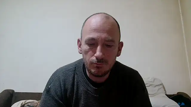 Snapshot of Johan___Barker chatting on 02-08-26, 04:43 Johan Barker online show from 02-08-26, 04:43