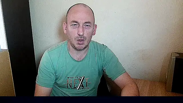 Snapshot of Johan___Barker chatting on 02-25-26, 12:26 Johan Barker online show from 02-25-26, 12:26