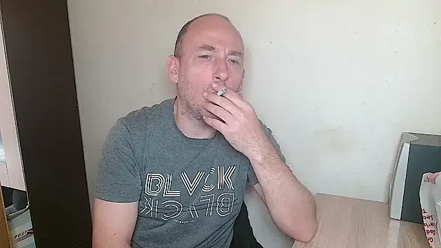 Snapshot of Johan___Barker chatting on 03-10-26, 11:48 Johan Barker online show from 03-10-26, 11:48