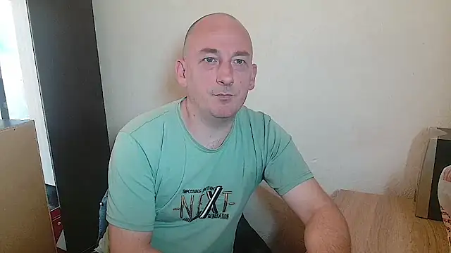 Snapshot of Johan___Barker chatting on 03-15-26, 12:33 Johan Barker online show from 03-15-26, 12:33
