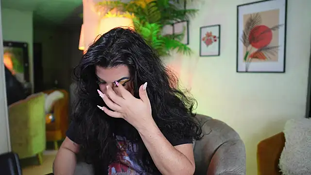 Snapshot of artechloe chatting on 02-27-25, 01:05 artechloe online show from 02-27-25, 01:05