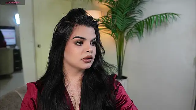 Snapshot of artechloe chatting on 09-14-25, 08:52 artechloe online show from 09-14-25, 08:52