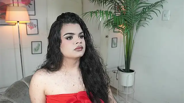 Snapshot of artechloe chatting on 10-21-25, 11:16 artechloe online show from 10-21-25, 11:16