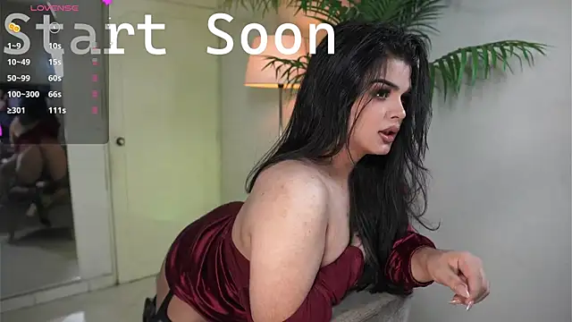 Snapshot of artechloe chatting on 11-16-25, 11:32 artechloe online show from 11-16-25, 11:32