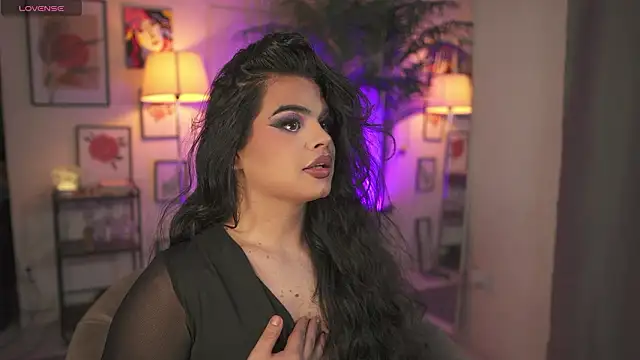 Snapshot of artechloe chatting on 02-25-26, 02:54 artechloe online show from 02-25-26, 02:54