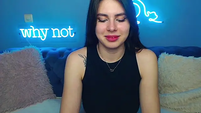 ViollinaLove online show from 03-14-25, 05:57