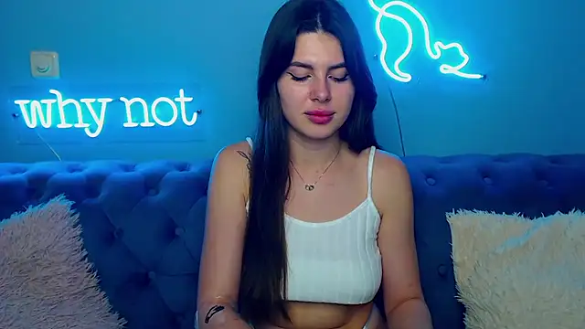 ViollinaLove online show from 11-28-25, 10:07