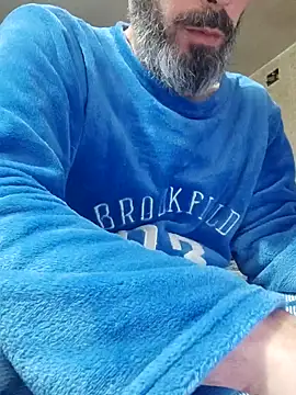 207RCCam online show from 12-29-24, 10:47