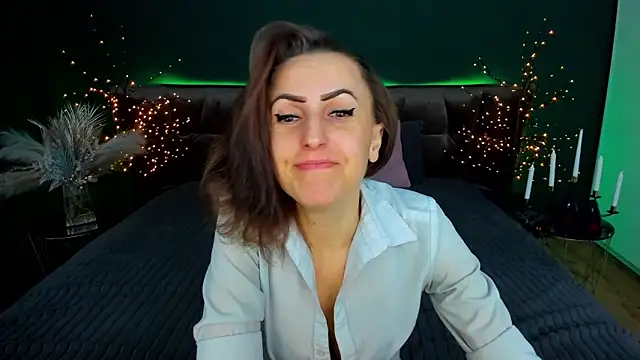 Rebecca Diamond online show from 02-04-26, 05:57