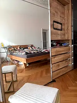 Pia July  online show from 10-27-25, 01:04