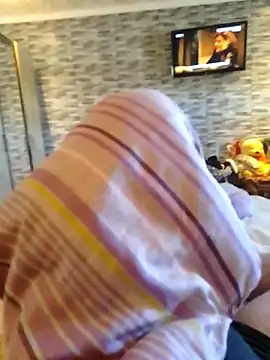 Rolandxxxr online show from 02-27-26, 01:44