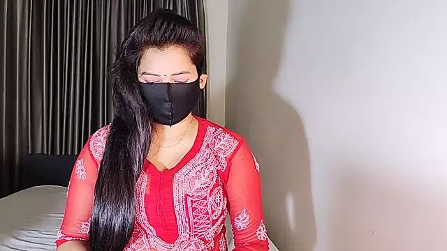 Snapshot of YourLovelyQueen chatting on 03-20-25, 08:19 YourLovelyQueen online show from 03-20-25, 08:19