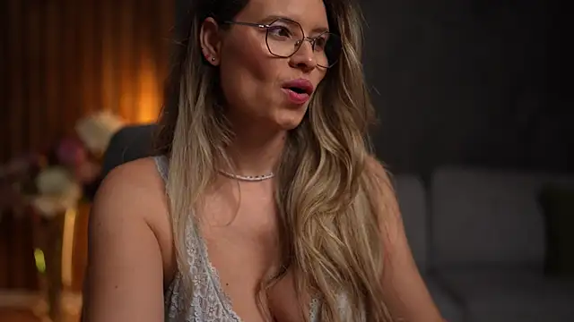 BrandyWhite online show from 11-18-25, 05:23