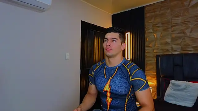 FelipeAndMarcello3 online show from 02-13-25, 10:54