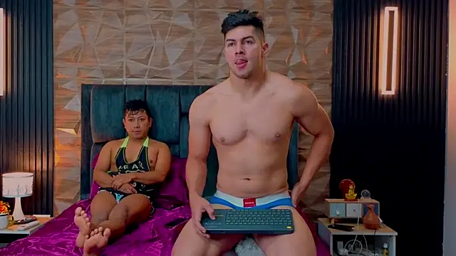 FelipeAndMarcello3 online show from 10-03-25, 02:14