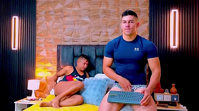 FelipeAndMarcello3 online show from 06-08-26, 03:01