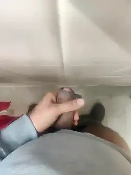 Snapshot of mayavi_baba chatting on 01-25-25, 03:09 mayavi baba online show from 01-25-25, 03:09