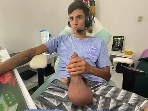 Max TheHorseDick online show from 12-11-24, 03:56