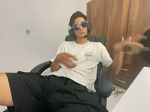 Max TheHorseDick online show from 02-08-25, 03:19