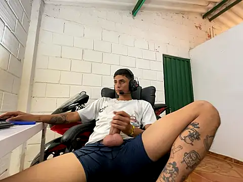 Max TheHorseDick online show from 11-09-25, 10:19