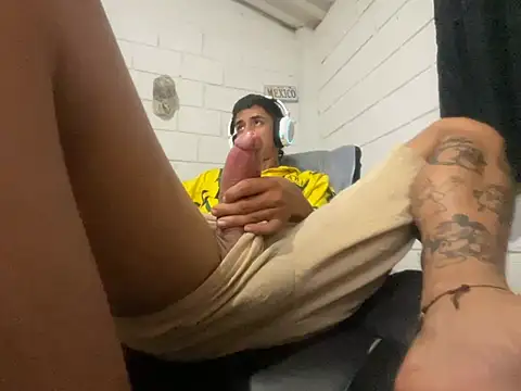 Max TheHorseDick online show from 07-09-26, 01:53