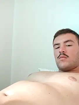 Snapshot of urielpereira chatting on 11-04-25, 04:28 urielpereira online show from 11-04-25, 04:28