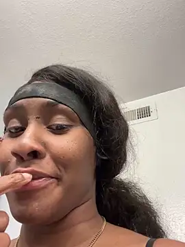 Foreignthababyy online show from 03-26-26, 07:58