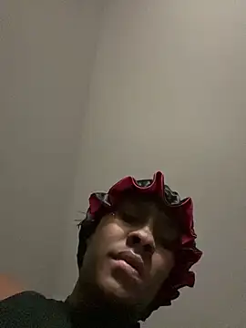 Foreignthababyy online show from 04-08-26, 06:02