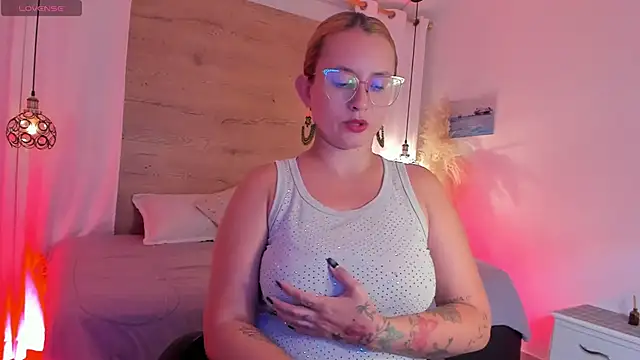 halaaa 1 online show from 04-07-26, 07:03