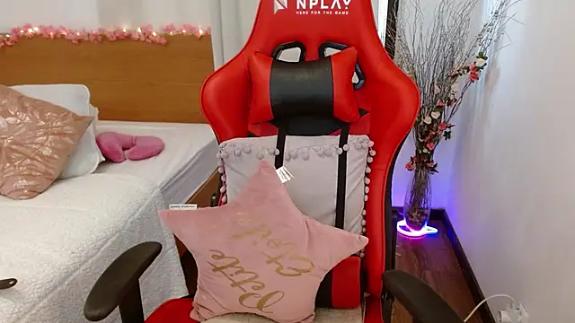 Snapshot of lucy_luu_ chatting on 12-02-24, 03:14 lucy luu online show from 12-02-24, 03:14