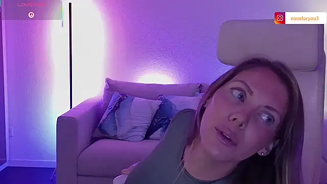 novaforyou1 online show from 11-18-25, 09:41