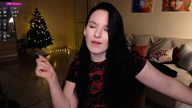 Snapshot of Val_lava chatting on 12-20-24, 11:37 Val lava online show from 12-20-24, 11:37