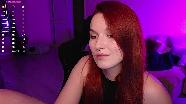 Snapshot of Val_lava chatting on 09-08-25, 07:35 Val lava online show from 09-08-25, 07:35