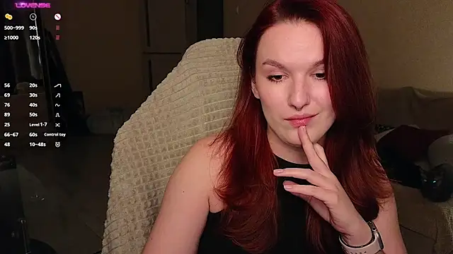 Snapshot of Val_lava chatting on 11-04-25, 08:08 Val lava online show from 11-04-25, 08:08