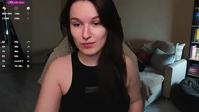 Snapshot of Val_lava chatting on 06-01-26, 06:53 Val lava online show from 06-01-26, 06:53
