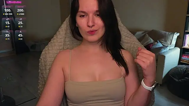 Snapshot of Val_lava chatting on 07-15-26, 07:08 Val lava online show from 07-15-26, 07:08