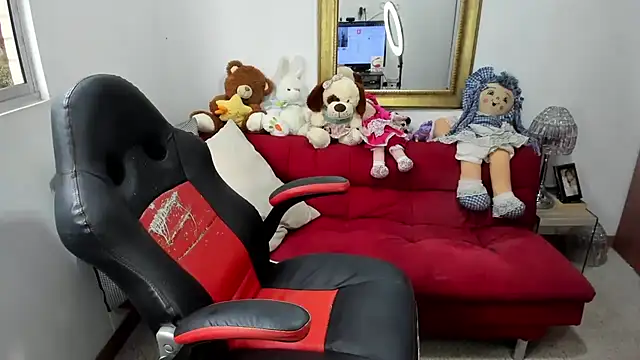 Snapshot of NicolettColin chatting on 01-03-25, 08:54 NicolettColin online show from 01-03-25, 08:54