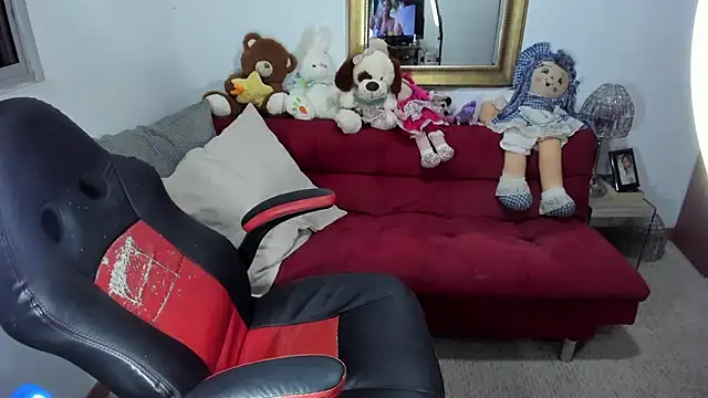 Snapshot of NicolettColin chatting on 01-08-25, 01:21 NicolettColin online show from 01-08-25, 01:21