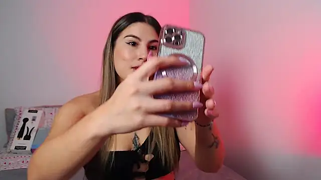 Snapshot of amelie_collins chatting on 01-27-25, 10:38 amelie collins online show from 01-27-25, 10:38