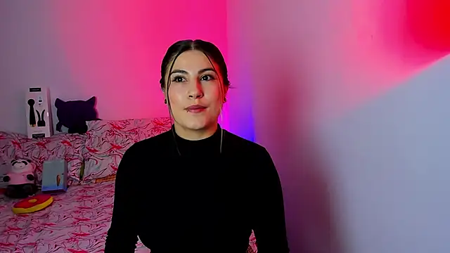 Snapshot of amelie_collins chatting on 03-06-25, 07:54 amelie collins online show from 03-06-25, 07:54