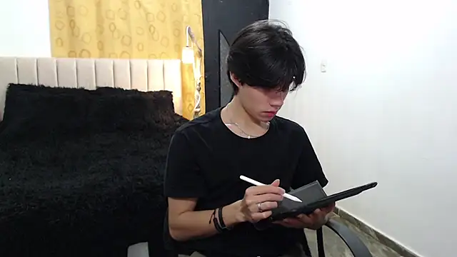 Snapshot of Elio-cam chatting on 02-23-25, 09:00 Elio-cam online show from 02-23-25, 09:00