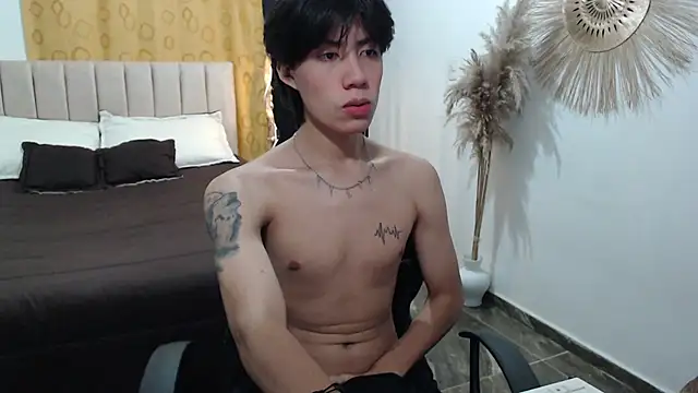 Elio-cam online show from 11-08-25, 08:47