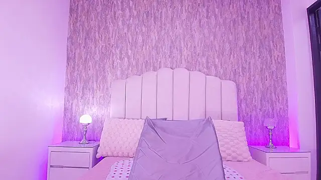 Snapshot of raven_lilith_ chatting on 02-17-26, 03:14 raven lilith online show from 02-17-26, 03:14