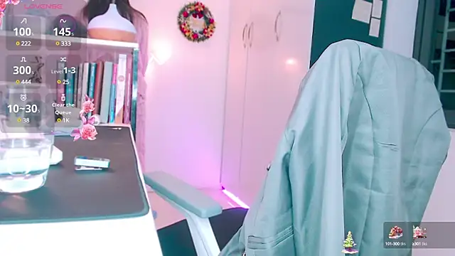 Snapshot of Shyn__ chatting on 01-10-25, 04:30 Shyn online show from 01-10-25, 04:30