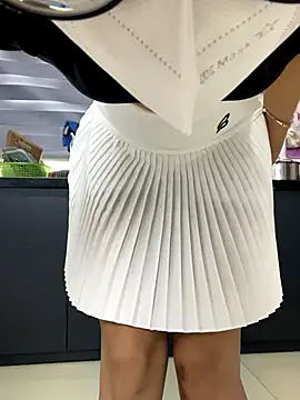 Snapshot of Shyn__ chatting on 10-23-25, 04:56 Shyn online show from 10-23-25, 04:56